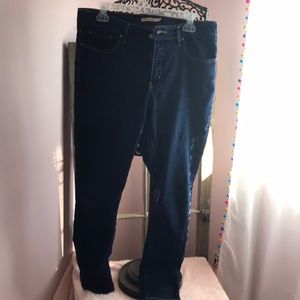 Levi’s size 32 jeans